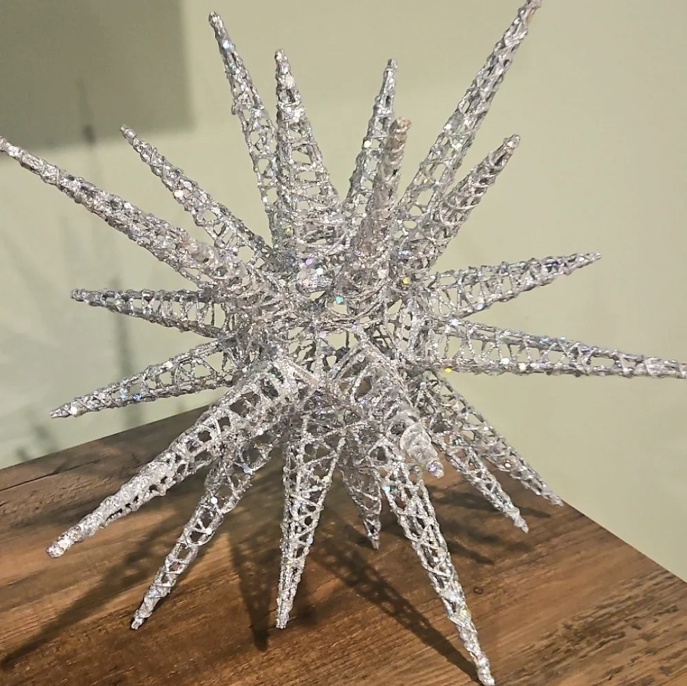 PIER 1 Oversized Large Mettalic Silver Sequin Sparkle Starburst Home Decor.